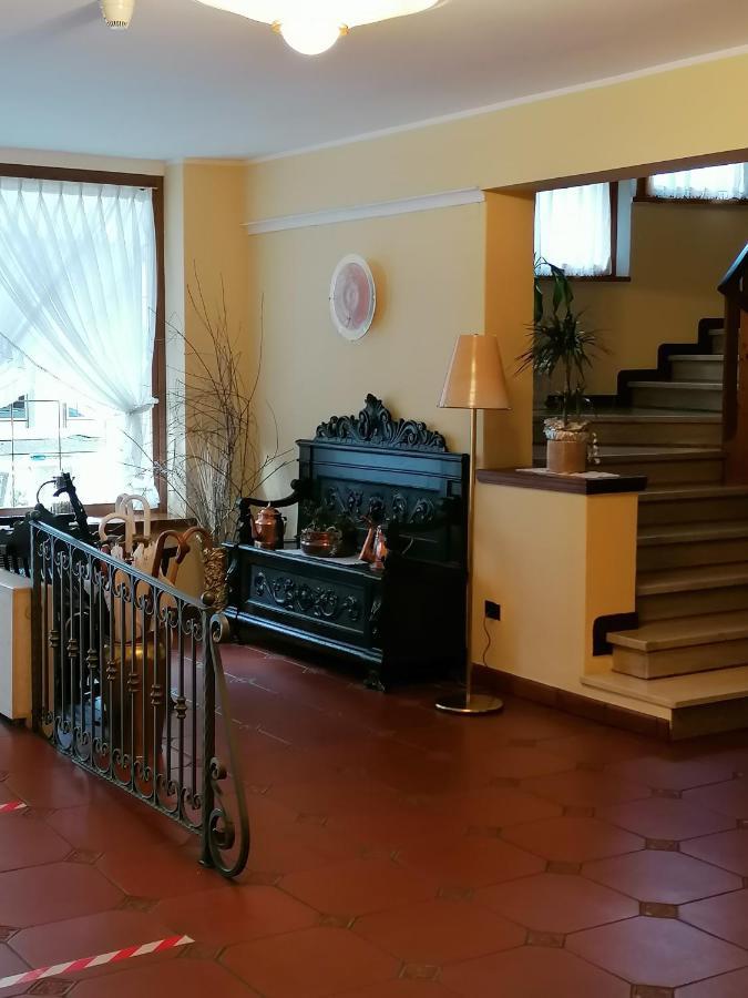 Albergo Belvedere Fiera di Primiero Kültér fotó